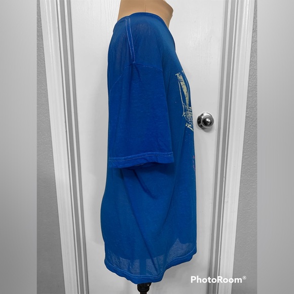 Live Nation Blue Nirvana Loose-Fit T-Shirt - Women size large - Picture 2 of 9